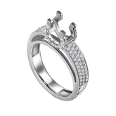 Diamond Ring in 18k Gold